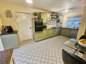 Photo 10- click for photo gallery